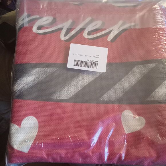 Fahrendom Valentines Day Hearts Decorative Throw Pillow Covers 20 x 20 Set of 4, - Picture 3 of 4